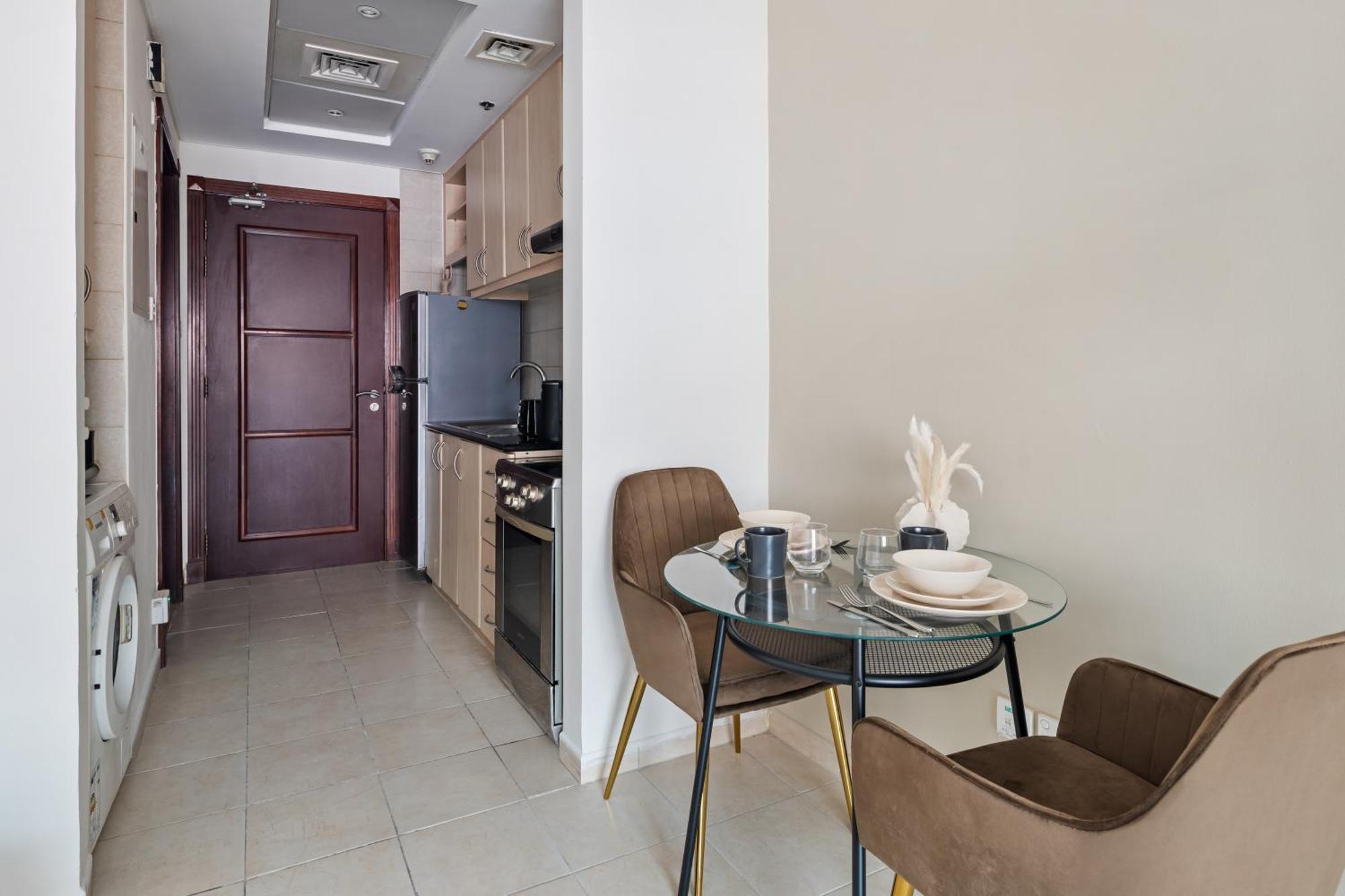 Appartamento Urban Designer Apt - Family Friendly Dubai Esterno foto